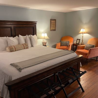 Lower Level King-Oglethorpe Eliza Thompson House, Historic Inns of Savannah Collection Promo Code