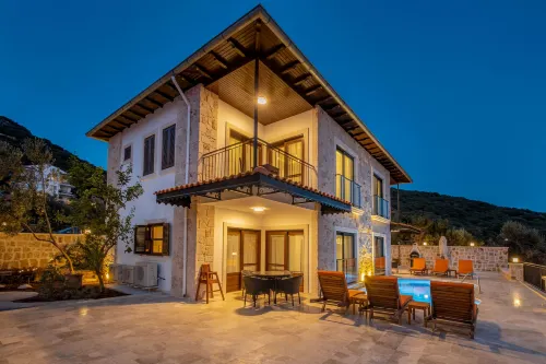 White Garden Villas
