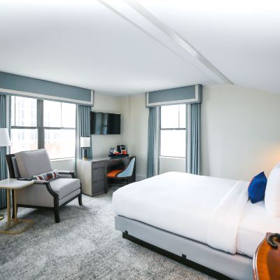 Premier Queen Room Dunhill Hotel Promo Code