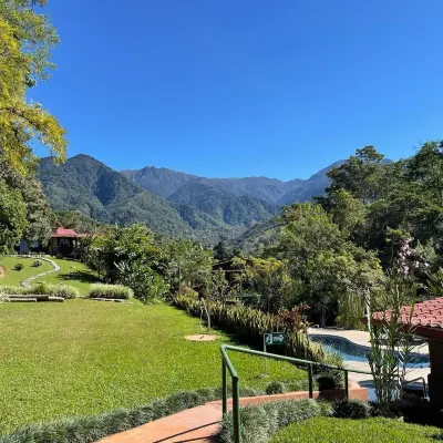 Hotel de Montaña El Pelicano Hotels in 