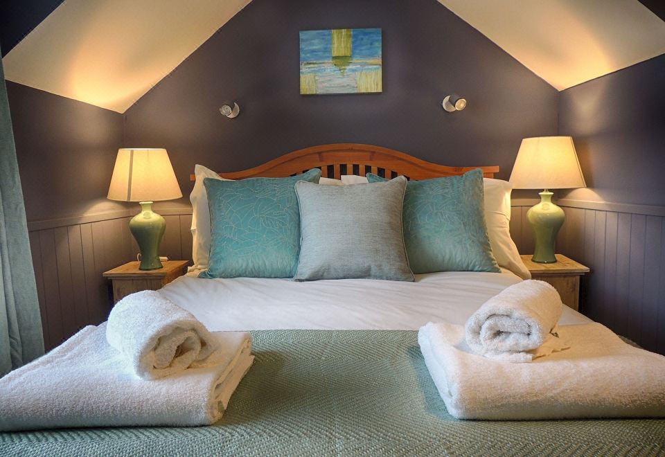 高级村舍， 私人浴室， 庭院景观