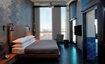 MOXY Minneapolis Uptown - Housity