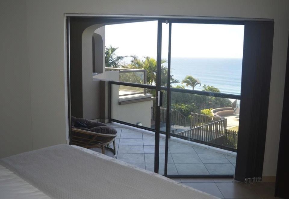 双卧室海景家庭间