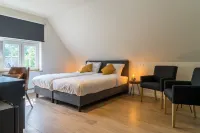 Hotel Huron