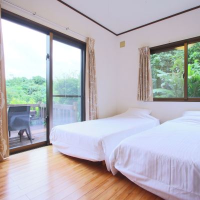 [Western Or Japanese-Western Room] [Non-Smoking] 石垣島コテージ夏至南風 (カーチバイ) クーポン