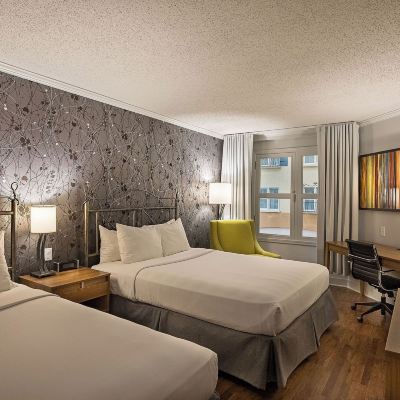Comfort Room, 2 Queen Beds Hotel Chateau Bromont Promo Code