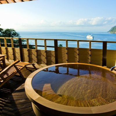 キングスイート ミシュラン料理人による地産会席　新・海花亭いずみ クーポン