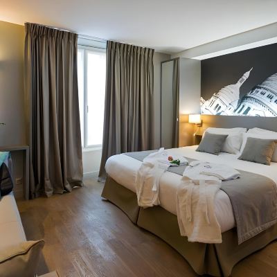 Junior Suite Midnight Hotel Paris Promo Code