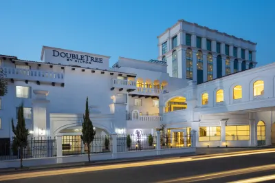 DoubleTree by Hilton Toluca Ξενοδοχεία στην πόλη 