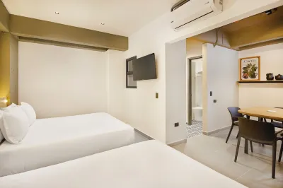 Hotel Attic 33 Các khách sạn ở 