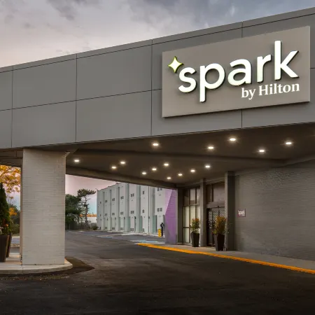 Spark by Hilton Toronto Airport