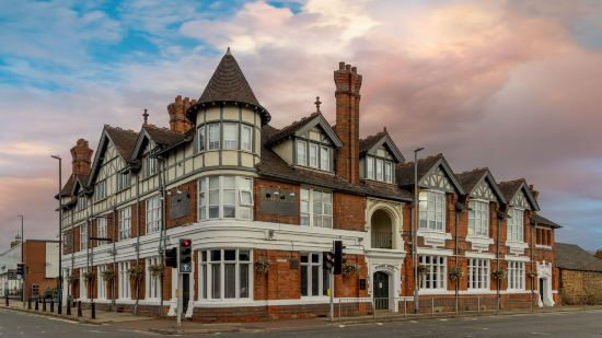 Best Western the Plough Hotel