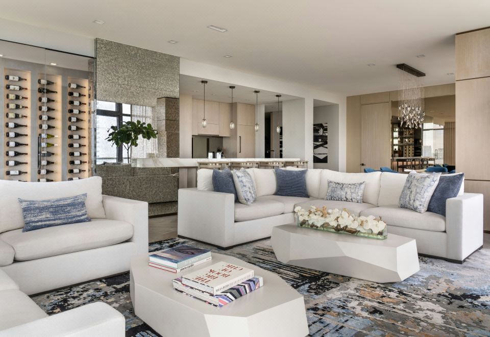 頂層1，三臥室錯層套房，屋頂泳池景