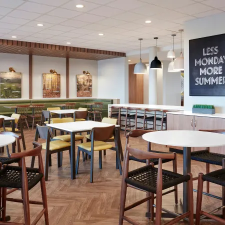 Fairfield by Marriott Inn & Suites Morrow Отели в г. Морроу