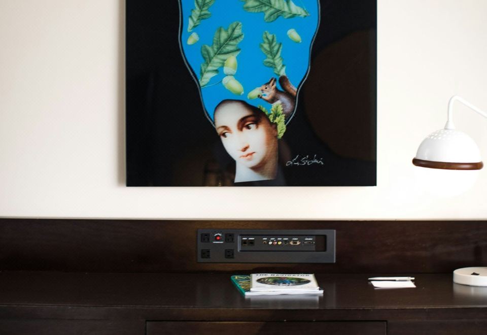 Renaissance Raleigh North Hills HotelKing Room