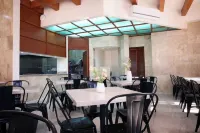 Hotel Grand Lion