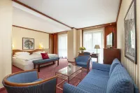 Best Western Premier Grand Hotel Russischer Hof Hotel di 