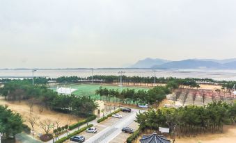 Busan Gangseo Sinhodong Hotel the One