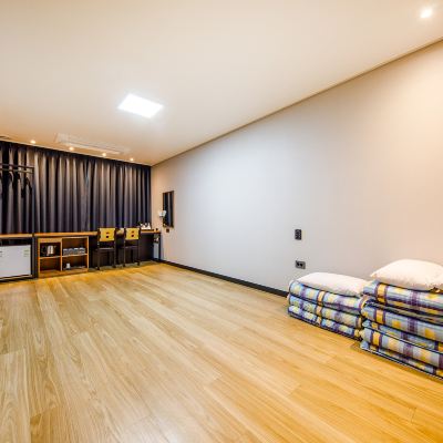 온돌룸 Incheon (Yeonanbudu) THE K-HOTEL 쿠폰