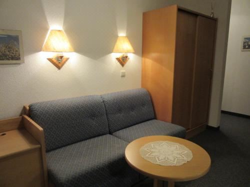 两卧室公寓 - 带露台