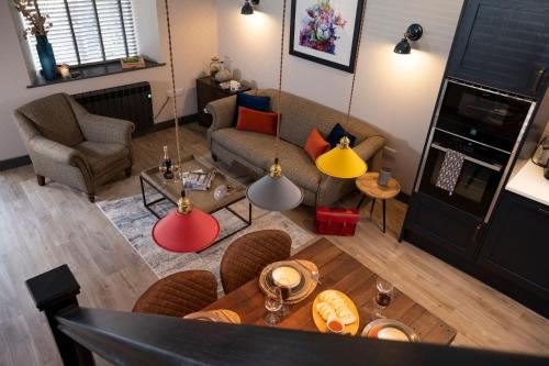 Spacious - Contemporary Home - Central Ambleside - Parking Holiday Home