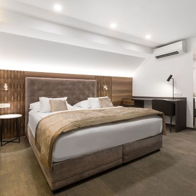Superior Double Room, 1 Queen Bed, Non Smoking Cirman Rooms Promo Code