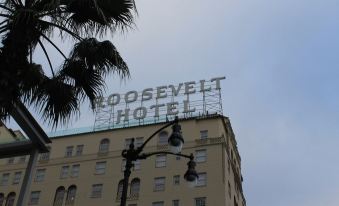 Hollywood Highland Hotel and Hostel