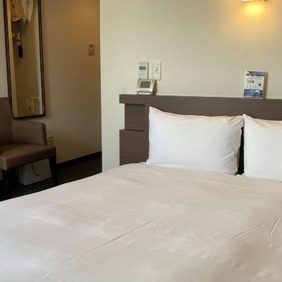 ダブルルーム　禁煙 スマイルホテル水戸 クーポン