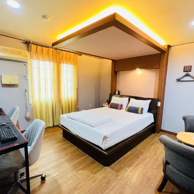 Standard Room Sweet Hotel Promo Code
