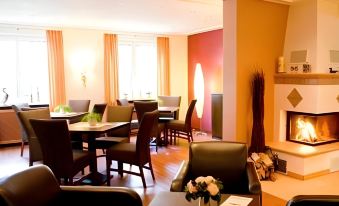 Hotel Alexa - Housity