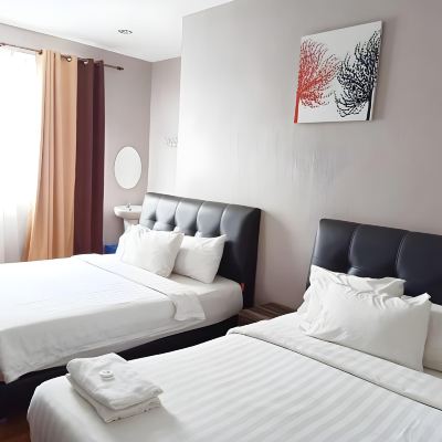 Deluxe Family Room Hotel Kamelia Promo Code