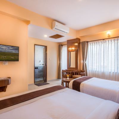 Family Room with Lake View Hotel Lake Shore Promo Code