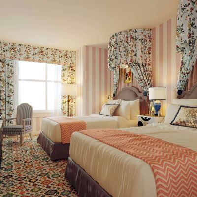 Graduate Queen Queen Mobility Accessible Tub Graduate Nashville Promo Code