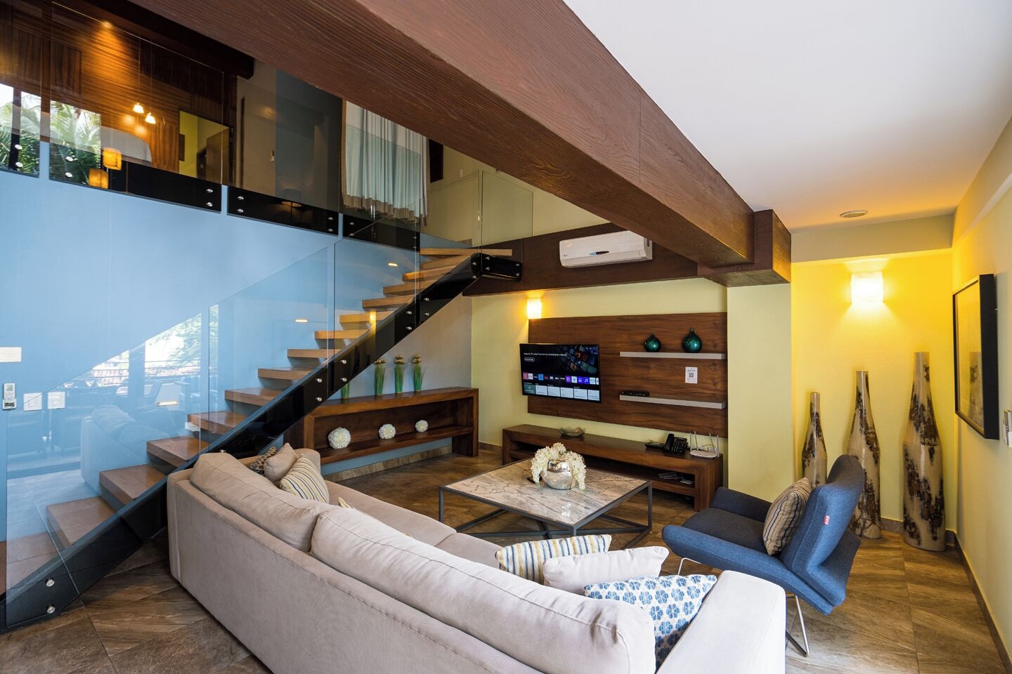 豪华阁楼，2卧室，街景