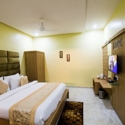 Executive Double Room The River Front Resort Promo Code
