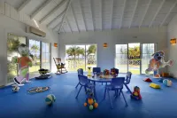 Grand Palladium Lady Hamilton Resort & Spa - All Inclusive