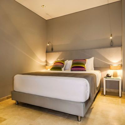 Classic Room OZ Hotel Promo Code