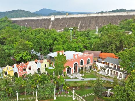 ภูไอยรา รีสอร์ท นครนายก