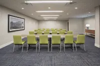 Holiday Inn Express & Suites DEARBORN SW - DETROIT AREA by IHG