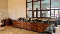 Skylark Hotel