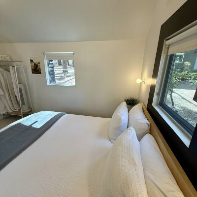 Premier Cabin, 1 Queen Bed, Garden View (C3) Colorado Lodge Promo Code