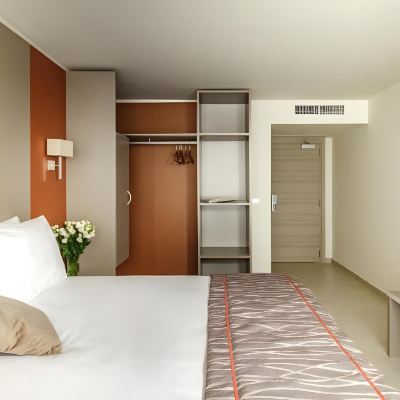 Standard Double or Twin Room Mayflower Hotel Promo Code