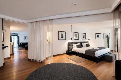 Bab Hotel