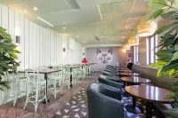 Kinlay Hostel Eyre Square Hotels in 