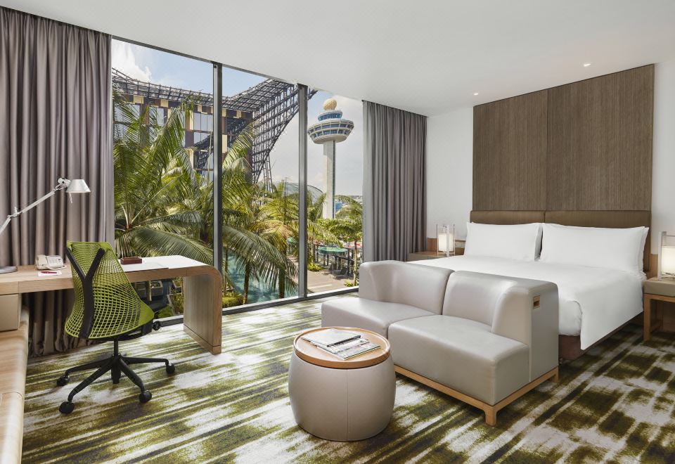 標準高樓層特大床池景房