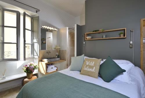 双人房（带独立浴室）