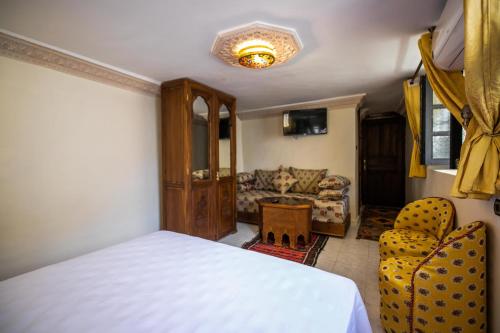 三人房（带独立浴室）