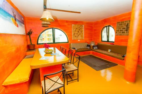 三人房（带独立浴室）