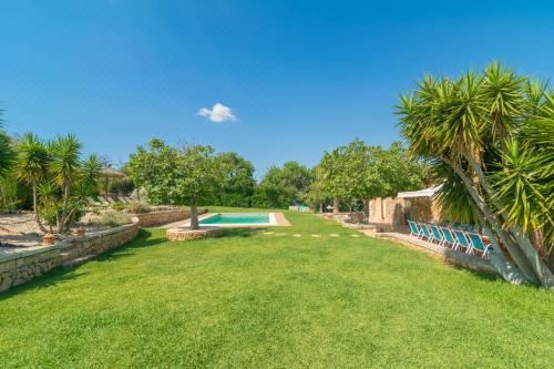 Sa PuntaSix-Bedroom Villa