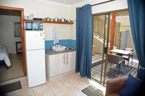 Billfish ApartmentsApartment With Pool View